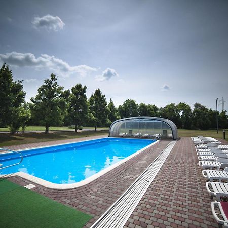 Hotel Ovit Keszthely Eksteriør bilde