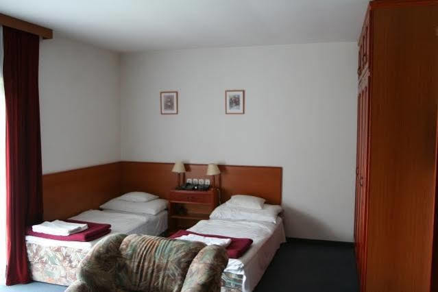 Hotel Ovit Keszthely Eksteriør bilde