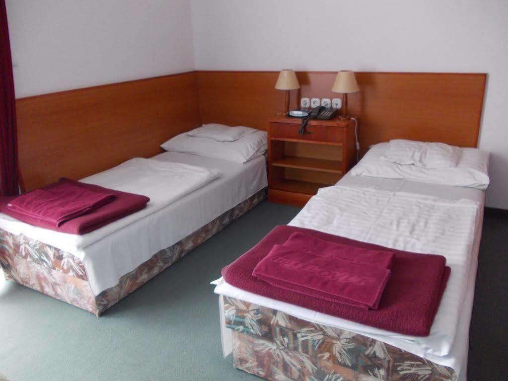 Hotel Ovit Keszthely Eksteriør bilde